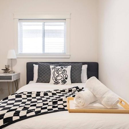 Si & Daniel Home Near Yvr Airport & Skytrain Separate Entry Free Parking Richmond Ngoại thất bức ảnh